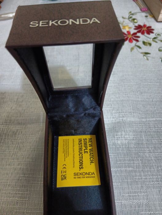 Vând ceas bărbătesc