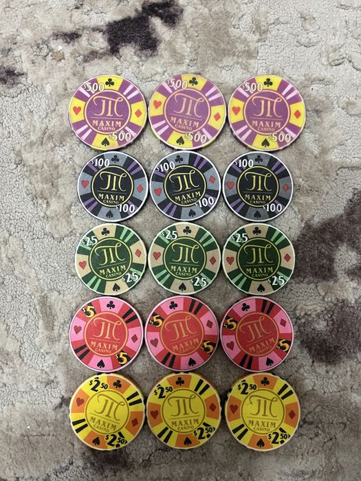 Jetoane poker  originale casino