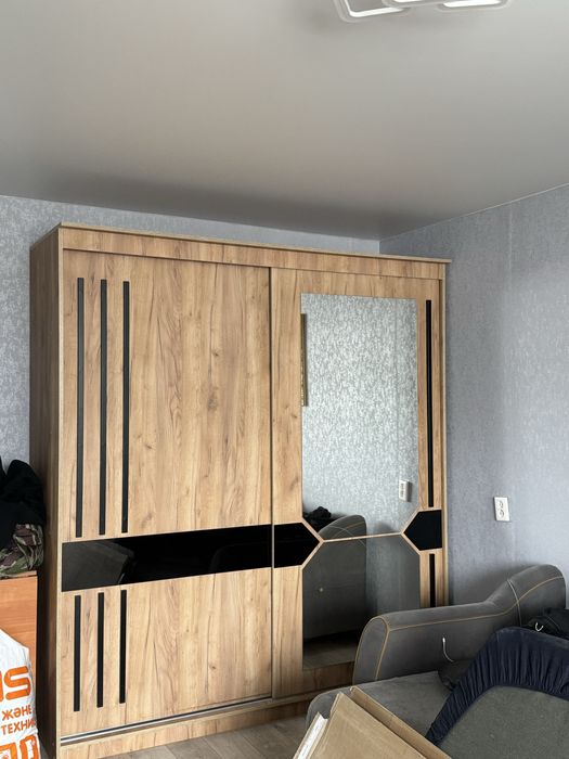 Продается белорусский шкаф