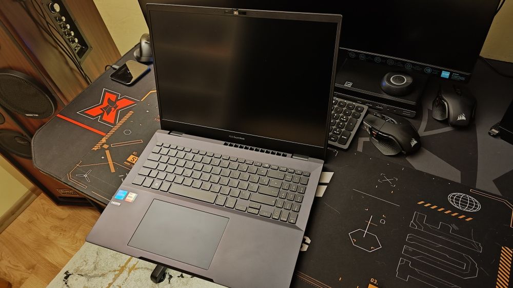 Dezmembrez laptop ASUS ExpertBook B5 B5602