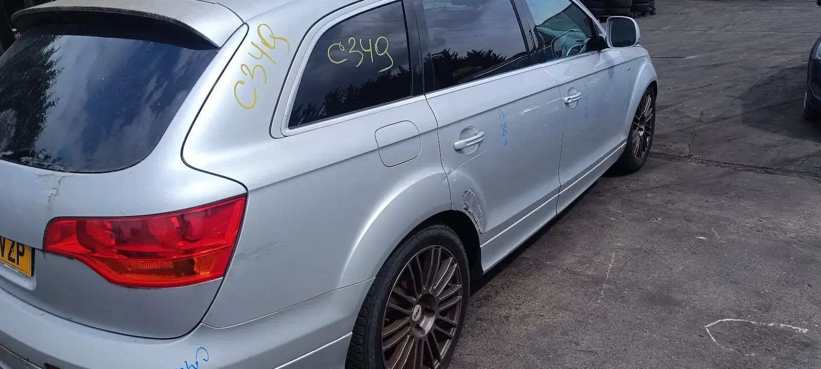 Dezmembrari / Dezmembrez AUDI Q7 3.0 CASA cutie viteze KQZ cod culoare LX7W