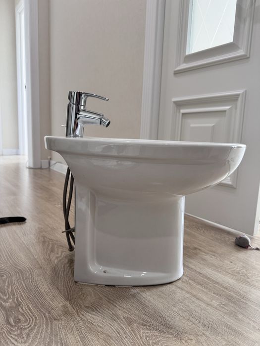 Продам биде в идеальном состоянии