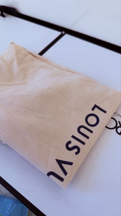 Louis Vuitton /оригинални /ФАКТУРАТА