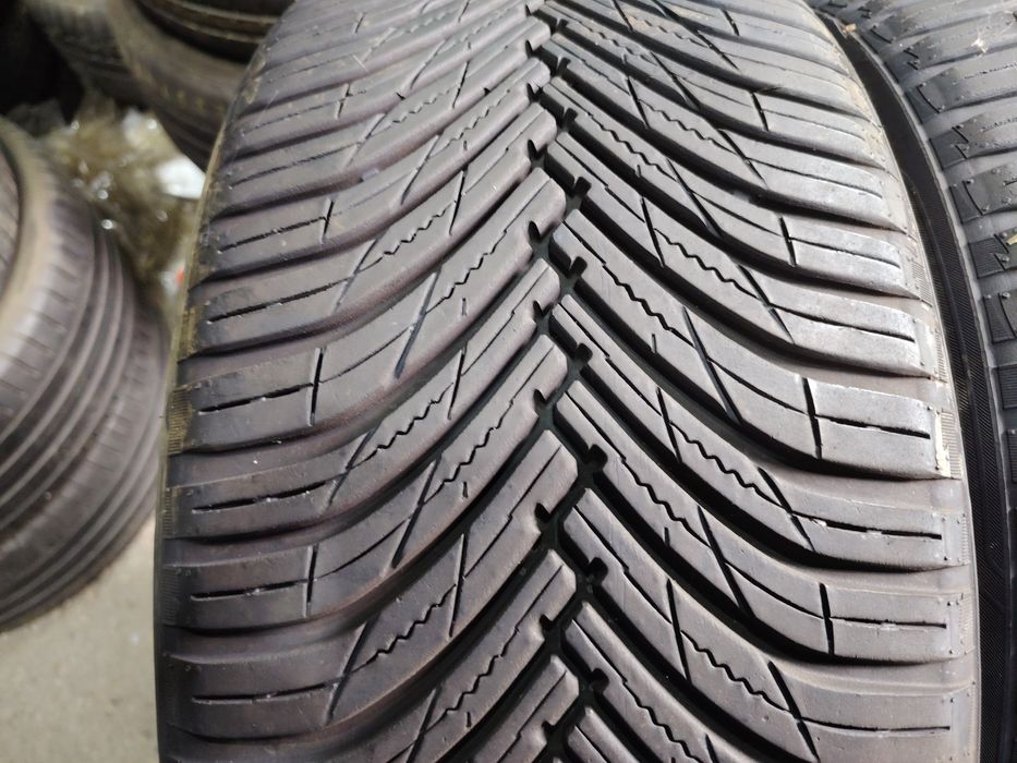 Anvelope 4sezoane MS 225 40 19 MAXIS 2024 7.5mm