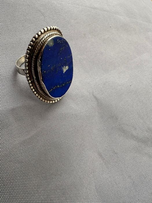 Inel din argint si lapis lazuli