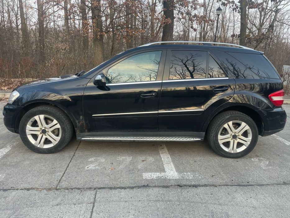 Vand Mercedes-Benz ML 2010
