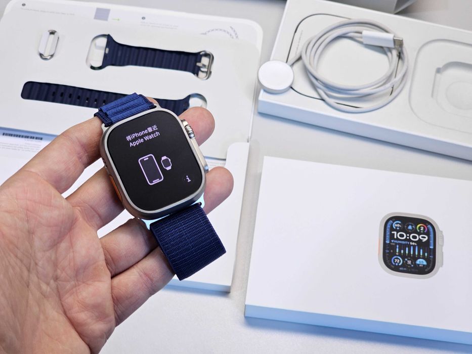 ПРОДАМ Apple Watch Ultra 2 (Titanium Blue Ocean Band) 49MM.