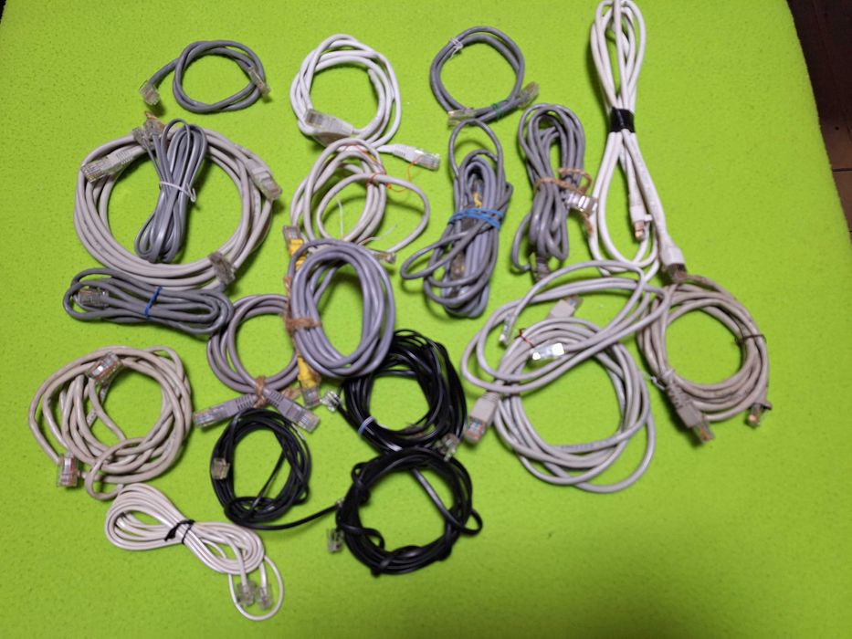 Cablu conectare internet  buc = 20