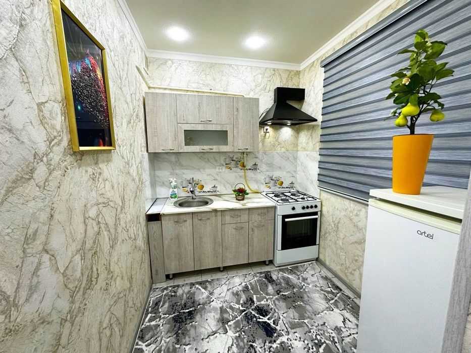 Аренда чиланзар 6.  Двух комнатная. Балкон 1,5*3