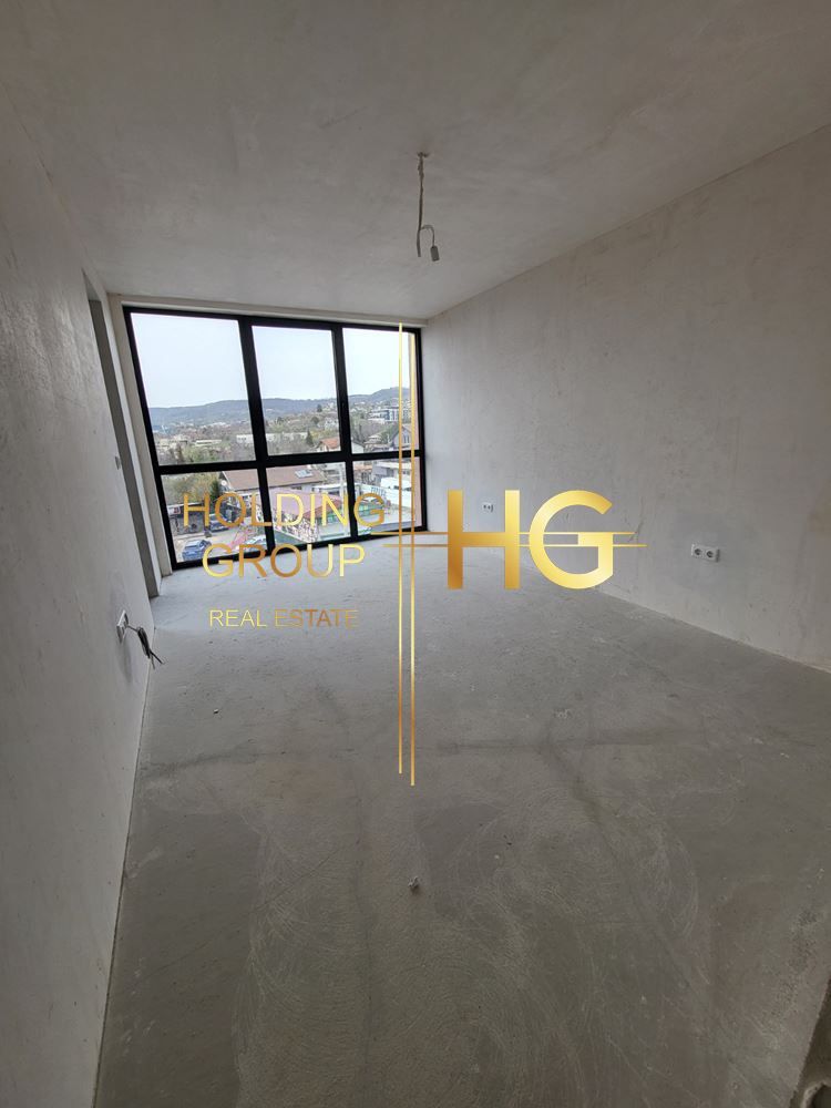 Продава се Тристаен апартамент в Варна, Бриз - 103 кв.м за 2007 €/кв.м - Снимка #2