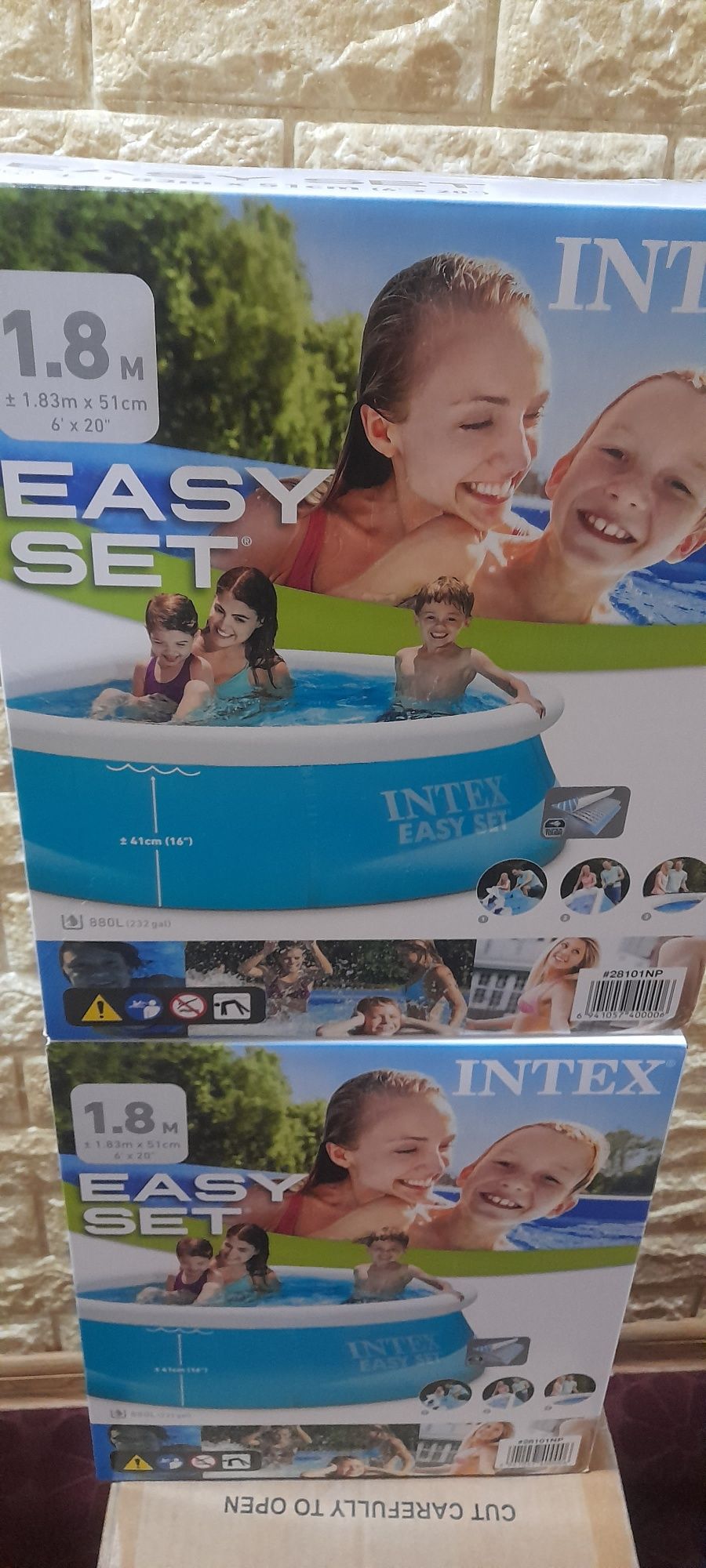 Продаётся  детское бассейн.