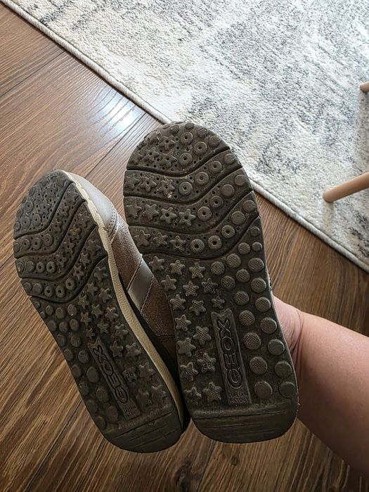 Обувки за момичета