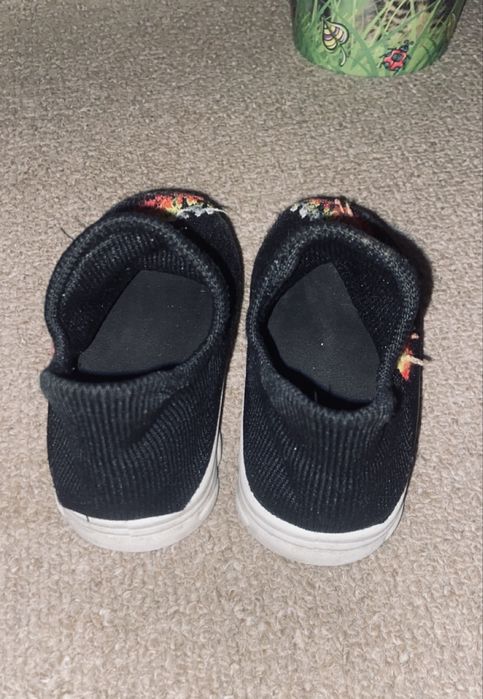 Adidași tip șosetă