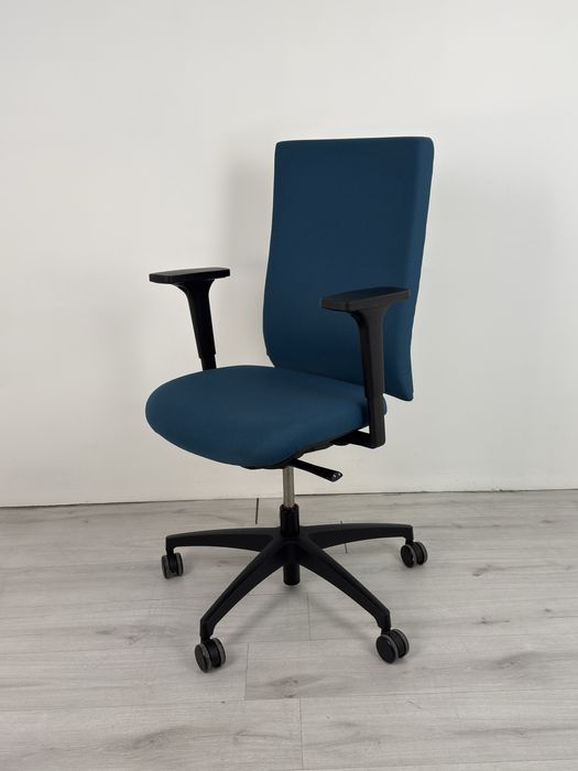 страхотни офис столове за домашен офис или офис пространство удобен;