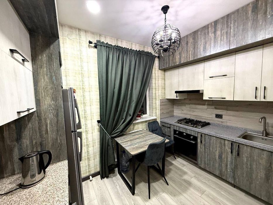 Новостройка Ор-р 8 роддом 2х комнатная 60м² евроремонт Укомплектована