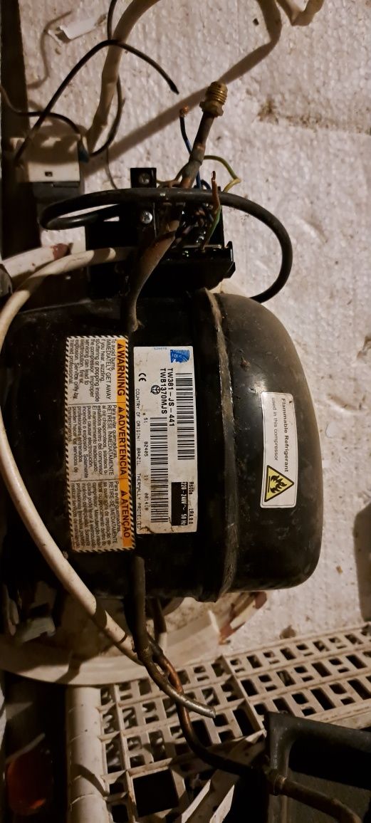Compresor combina,frigider indesit IBAN 34