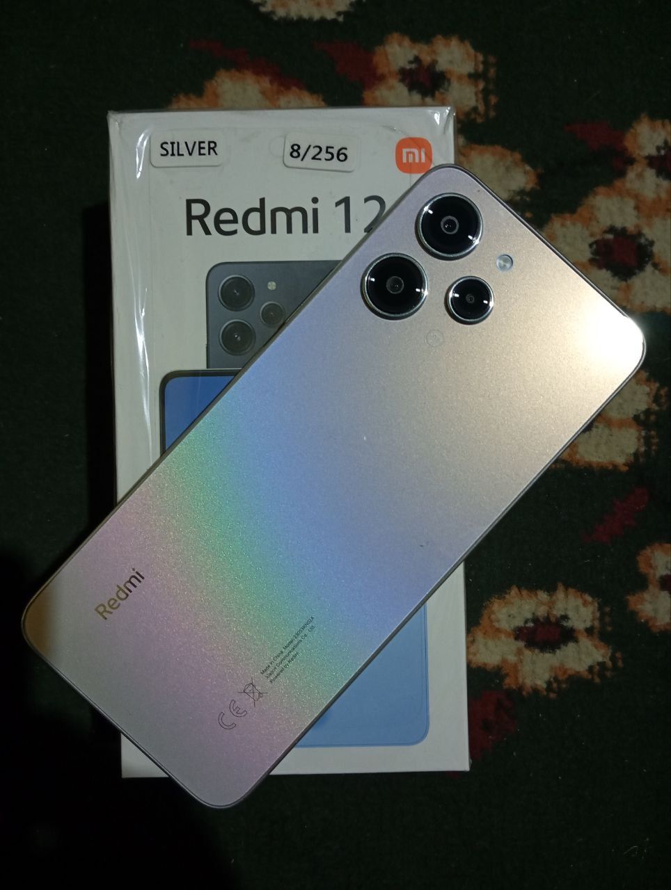 Redmi 12 8 /256.