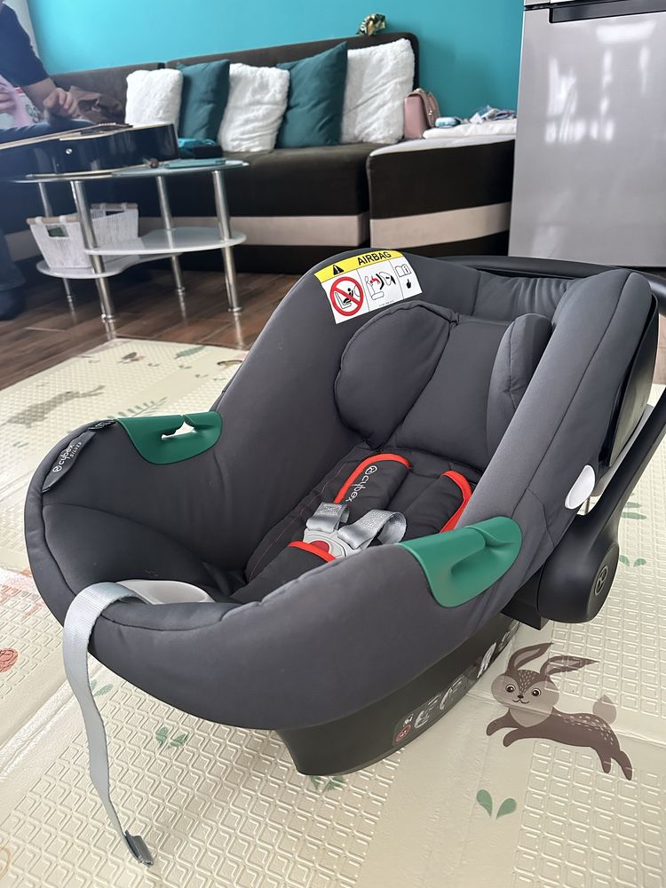 Бебешко кошче за кола Cybex Aton B2 с адаптори