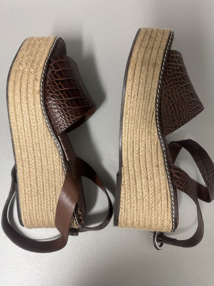 Кожени обувки сандали Massimo Dutti