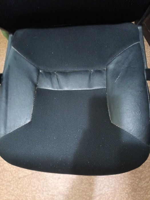 офис стол на колелца