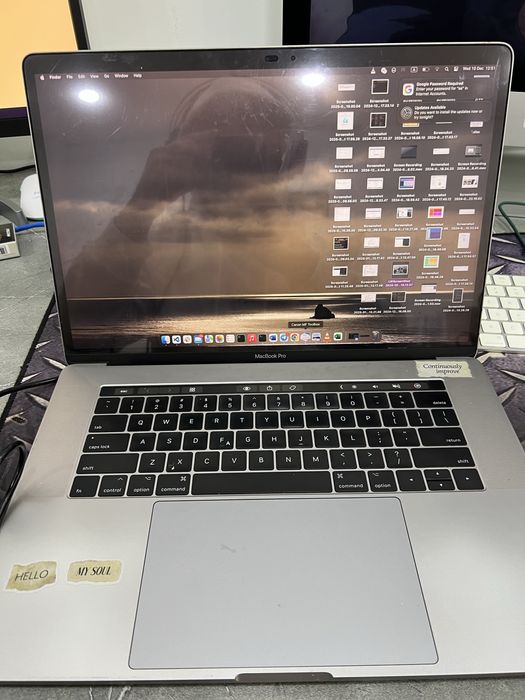 MacBook pro 16 (i7)