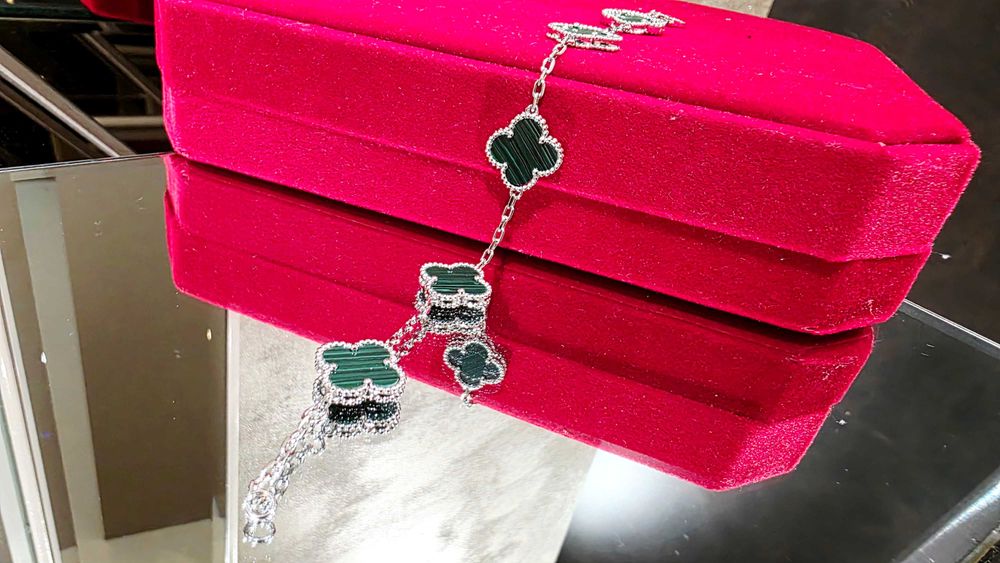 Van Cleef & Arpels VCA Silver Green 5 Vintage Alhambra Дамска Гривна