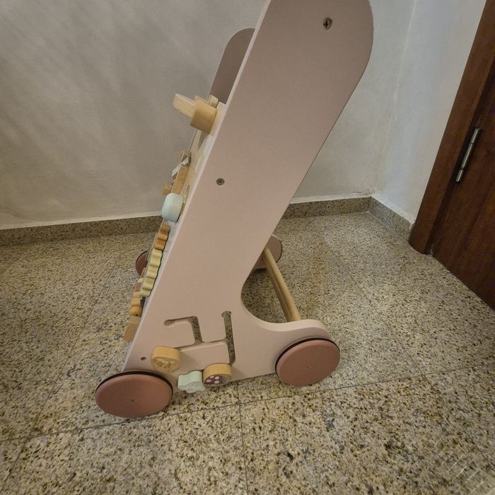 дървена проходилка на Little Dutch
Цена 70лв