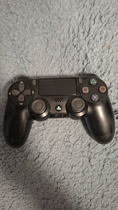 Vând ps4 slim/pro