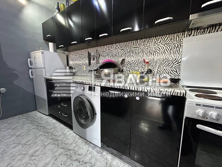 Дава се под наем Двустаен апартамент в Бургас, Лазур - 68 кв.м за 430 € - Снимка #5