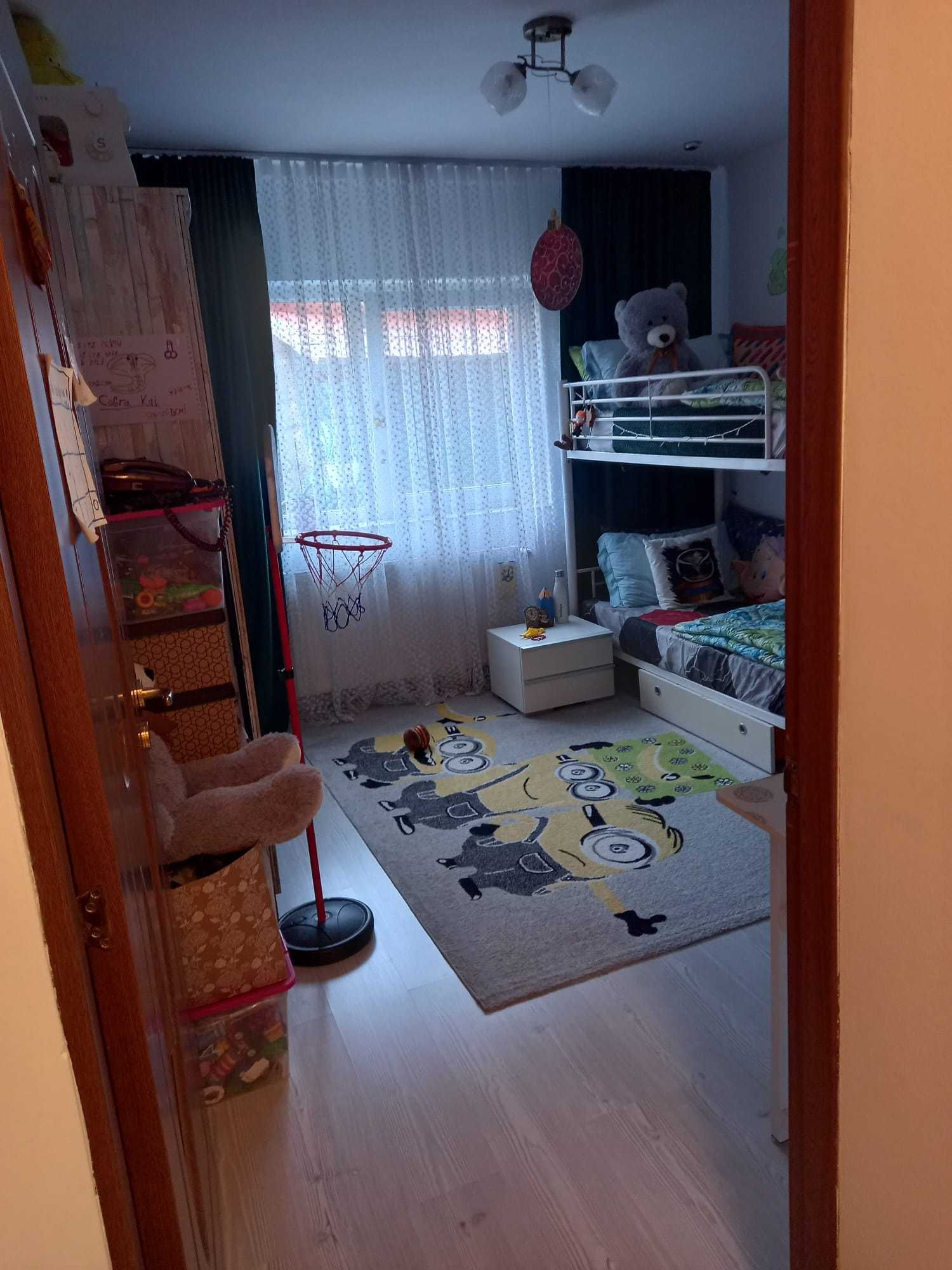Vand ap 3 camere decomamdat,parter,Orsova