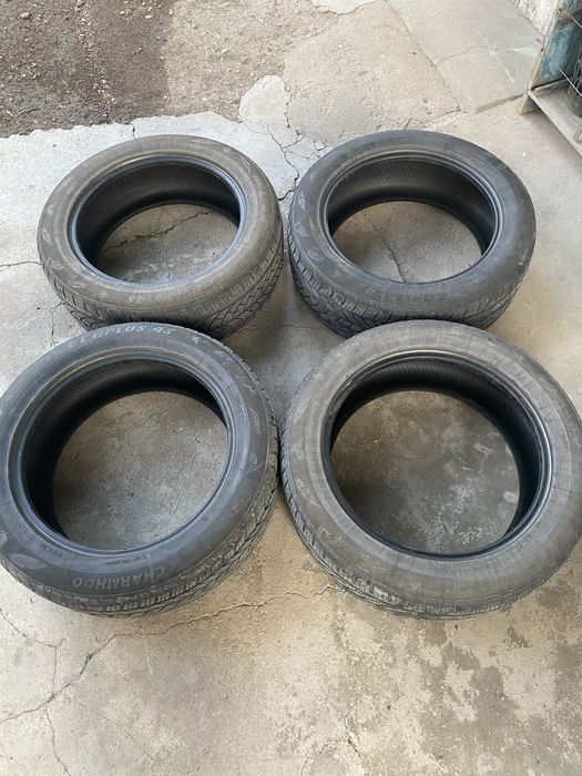 Продам резину 235/55/R19