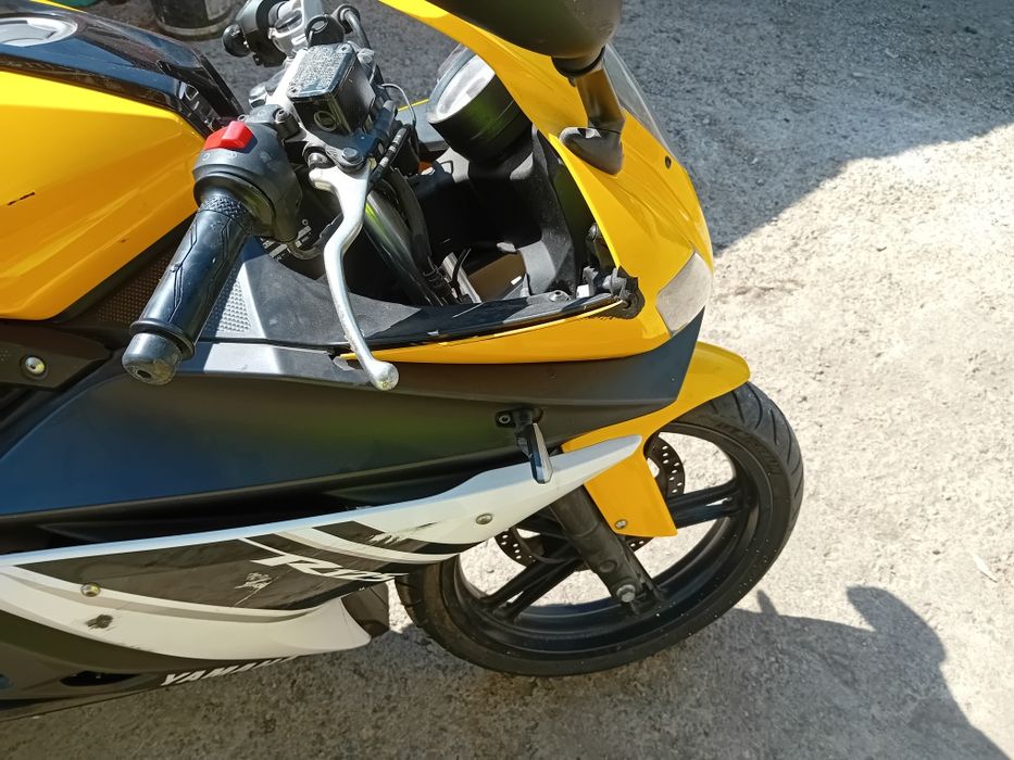 Vând sau schimb yamaha R 125 cc 2008