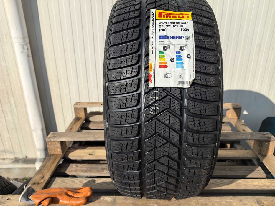 275/35/21 Пирели ДОТ 2023 г - Чисто Нова - САМО 1 брой