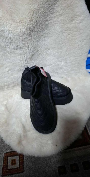 Ugg dama 36/40 noi cu etichetă