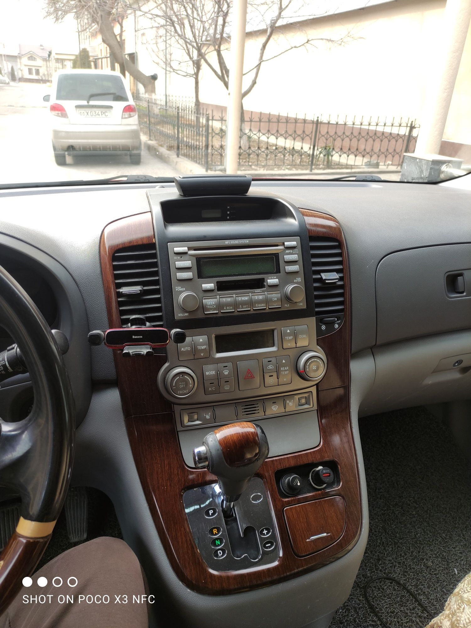 Продается Киа карнивал год выпуска автомобиля 2006