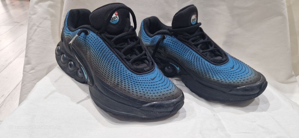 Vând Nike DN originali mar. 40