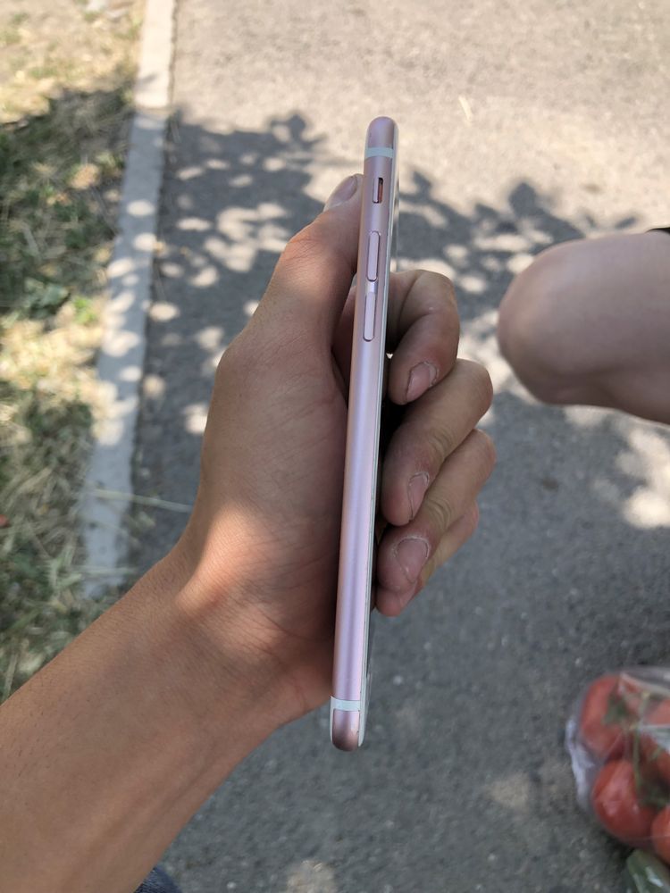 IPhone 6s память 64