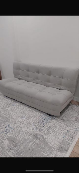 Диван велюровый раскладной