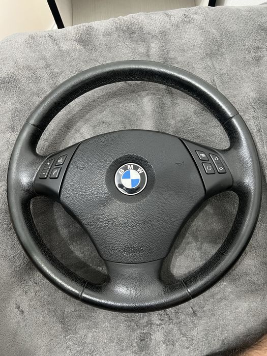 Volan bmw e90 cu comenzi