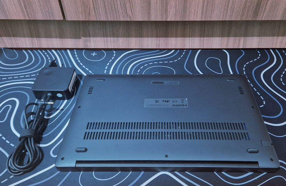 RedmiBook 15 ssd256,ozu8 11 gen!