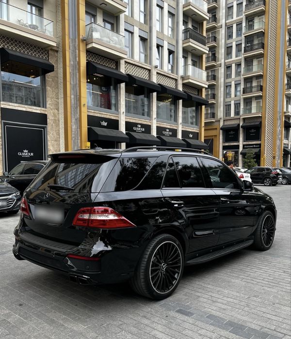 Mercedes-benz AMG ML 6.3 performance