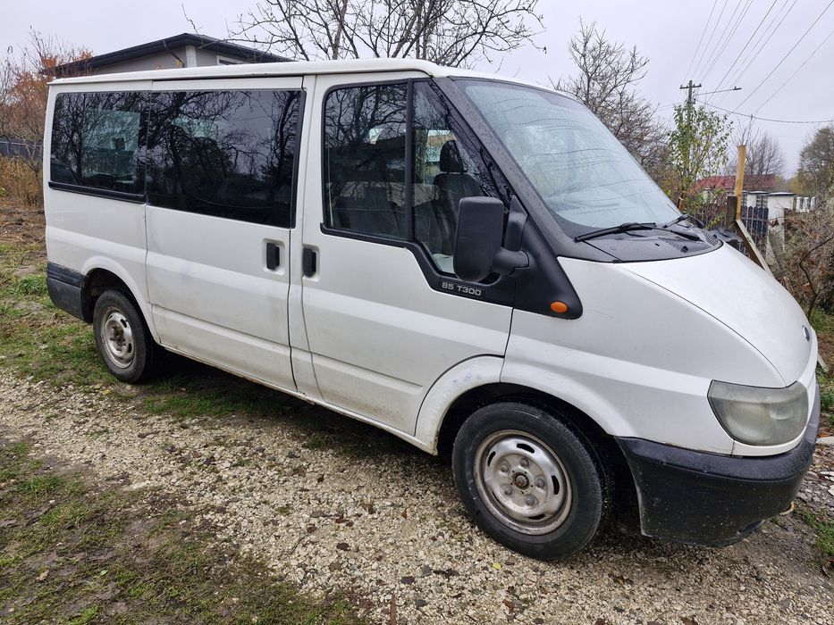 Ford Transit 8+1