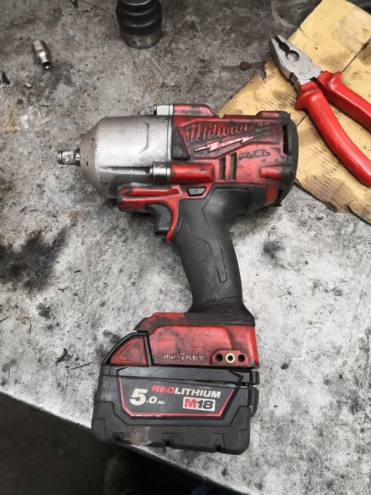 Гайковерт Milwaukee M18ONEFHIWF34-0X