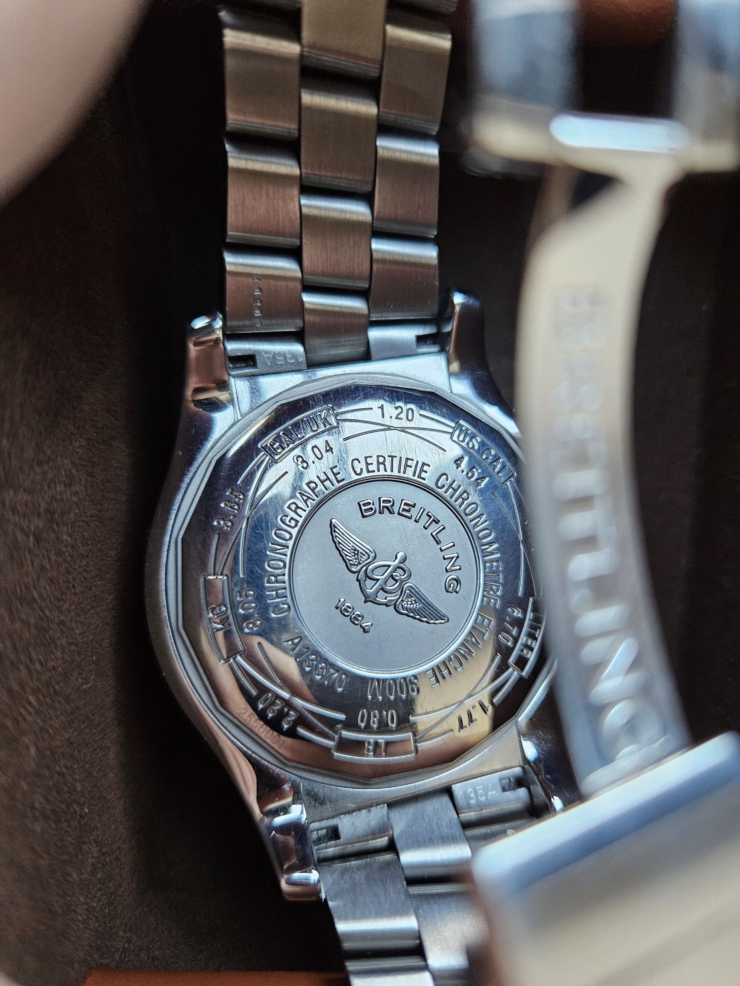 Мъжки луксозен часовник Breitling Super Avenger  48mm Chronograph