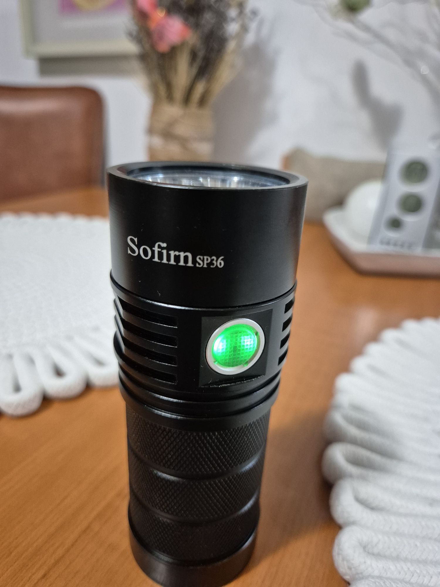 Lanterna profesionala Sofirn 5200 lumeni 390metrii
