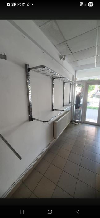 Mobilier pentru magazin