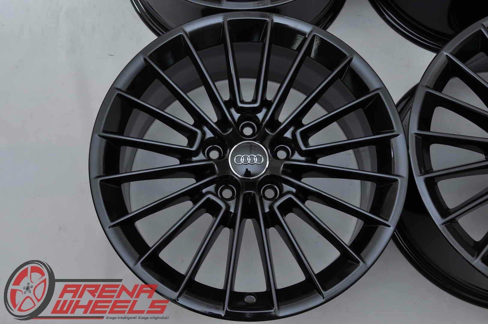 Jante Noi 17 inch Originale Audi A3 S3 8Y R17 Negru