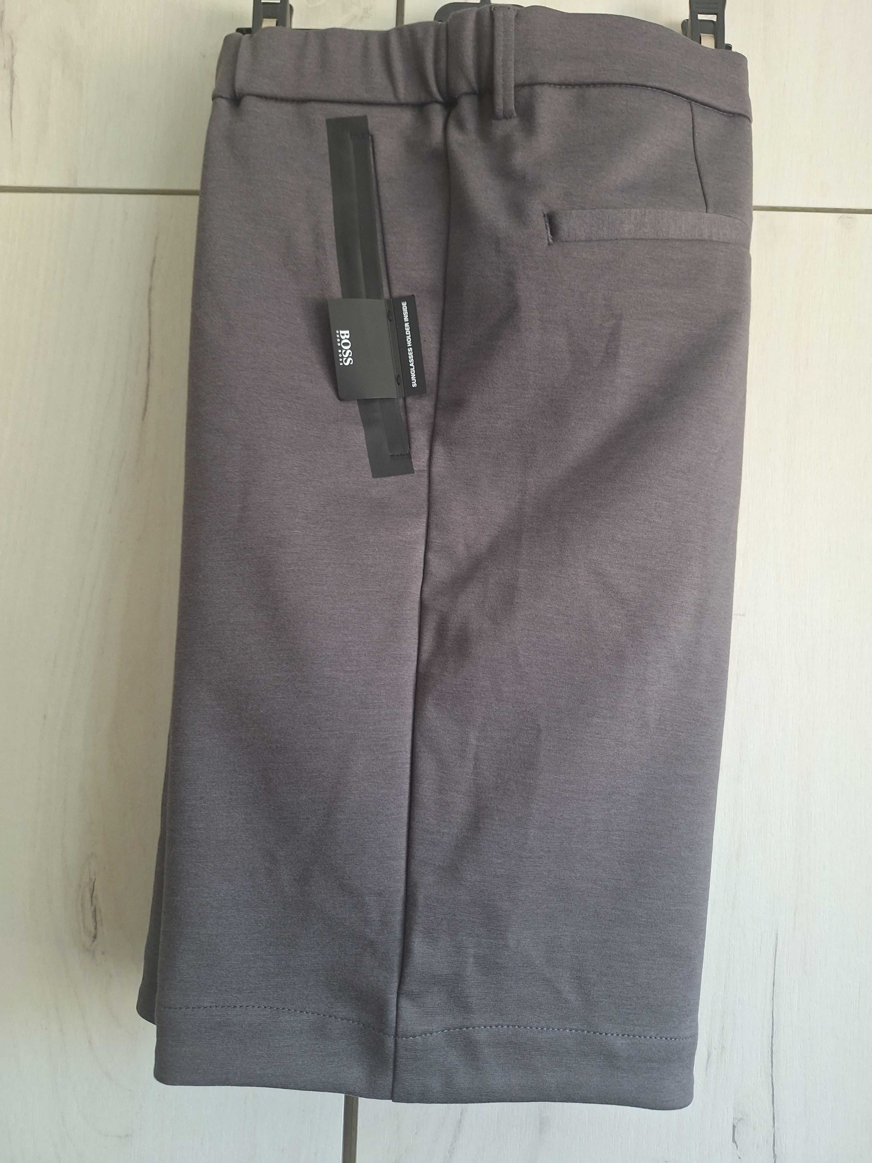 Hugo Boss Мъжки бермуди 56