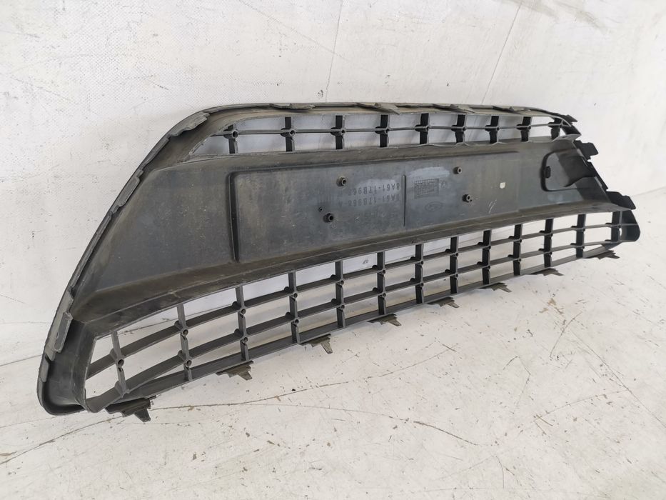 Предна решетка Форд Фиеста 6 / Ford Fiesta 6 [ - ] Оригинална, в добро