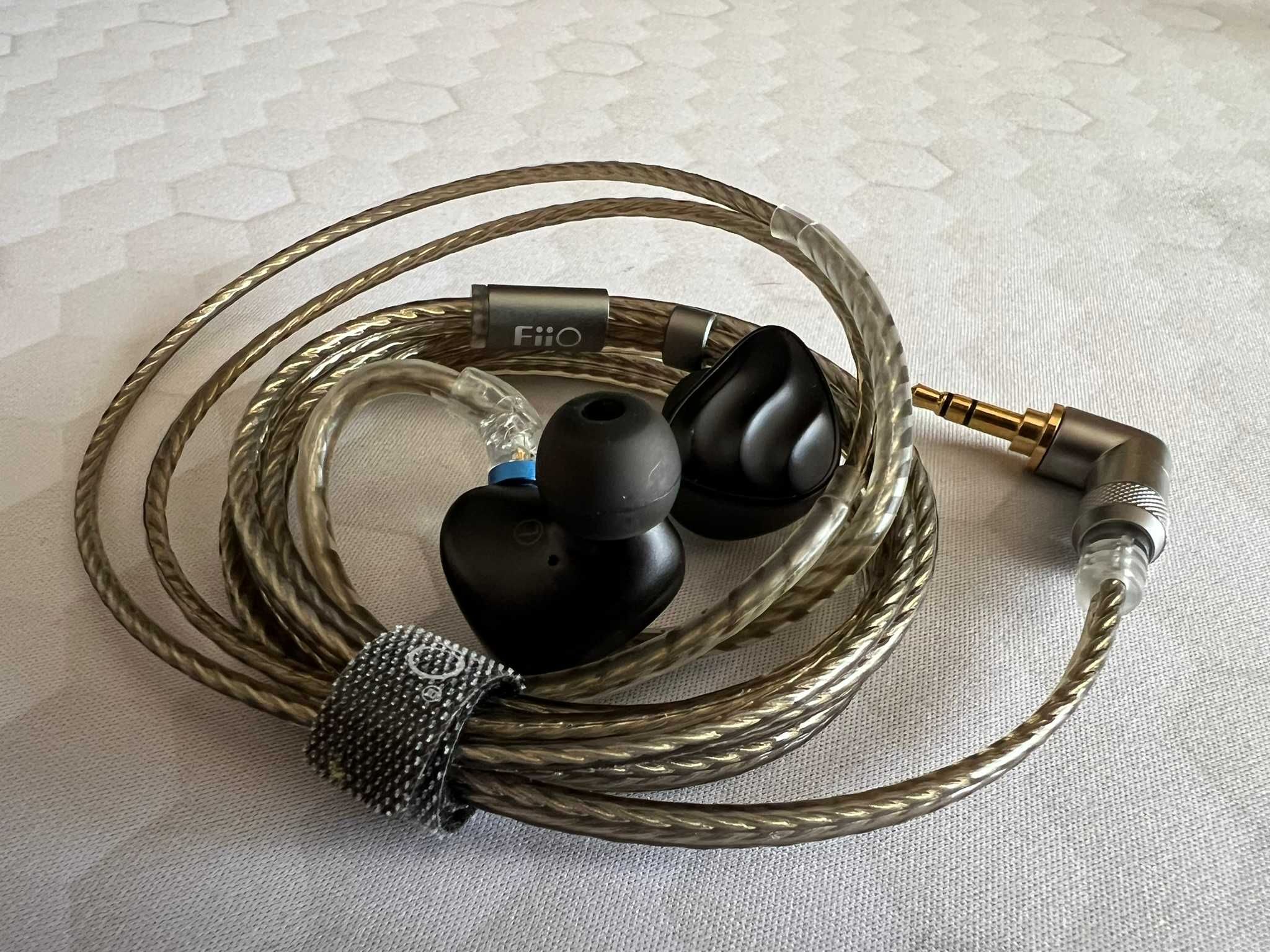 Casti IEM FiiO FH3